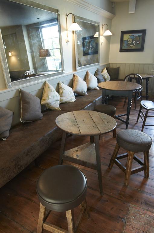 The Swan Hotel Wedmore Exterior photo